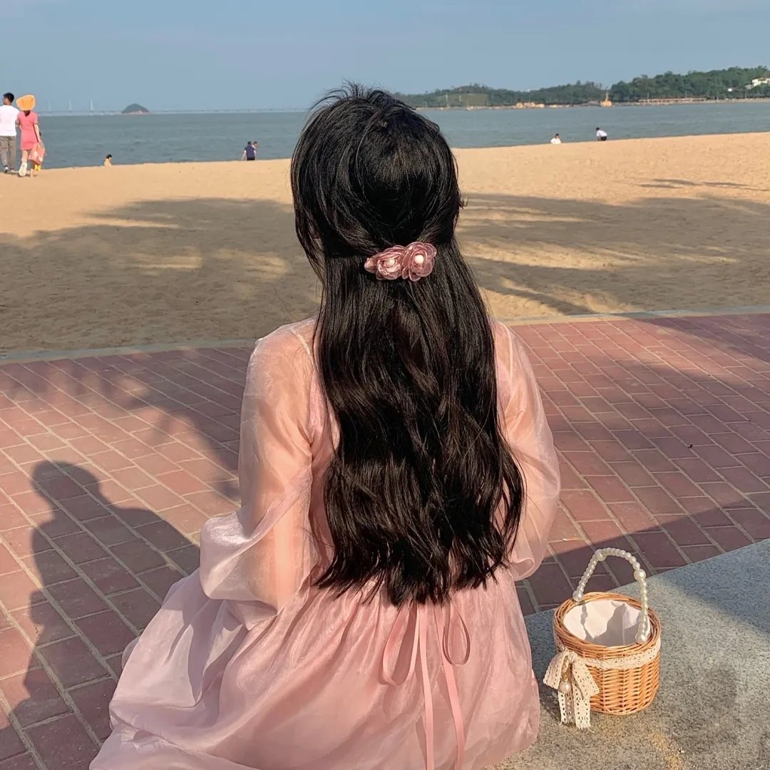 幸福是一尾皱颈蜥蜴